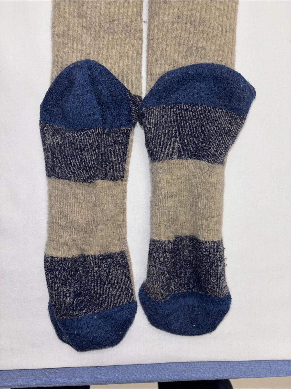 Darn Tough cushioned merino wool socks L